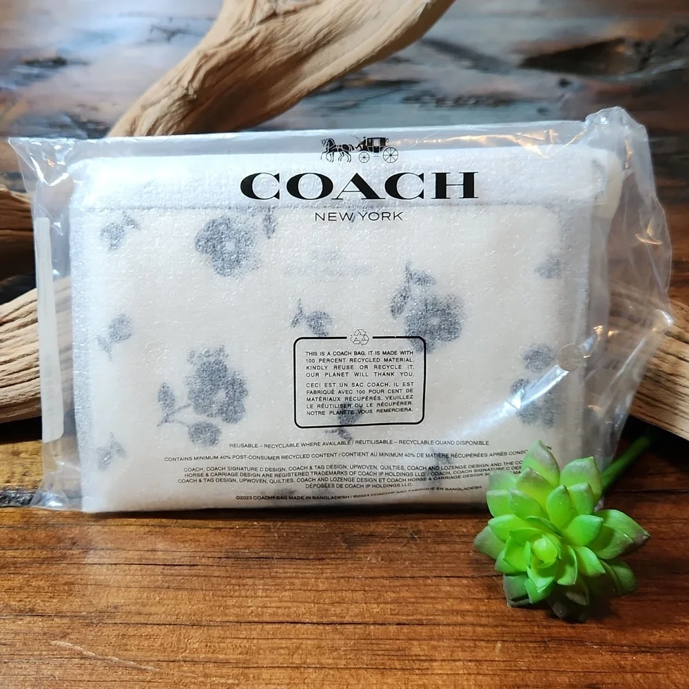 Coach Corner Zip Wristlet with Floral Print CP438